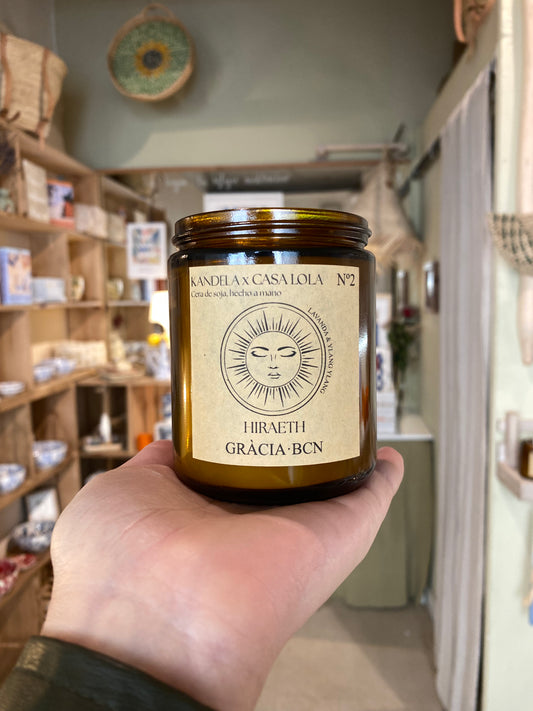 Vela natural Gràcia x  Lavanda y ylang ylang
